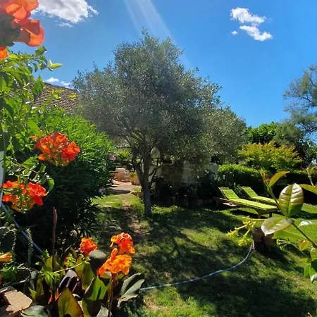 Guest house Terre De Boheme Vestric-et-Candiac